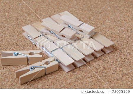 Pinch, wooden, pinch, clip, lifestyle, clothespin, stationery, stationery, office supplies 78055109