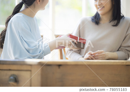 禮物 禮物 78055183