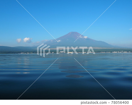 從長池水上樂園遠眺富士山 從長池水上樂園遠眺富士山 78056400