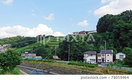 If you listen, you can see the Seiseki Sakuragaoka stage, the hill of the ear. If you listen, you can see the Seiseki Sakuragaoka stage, the hill of the ear. 78059964