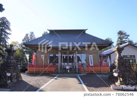 Exterior view of Kumano Nachi Shrine, Natori City, Miyagi Prefecture (November: Shichigosan) 78062546