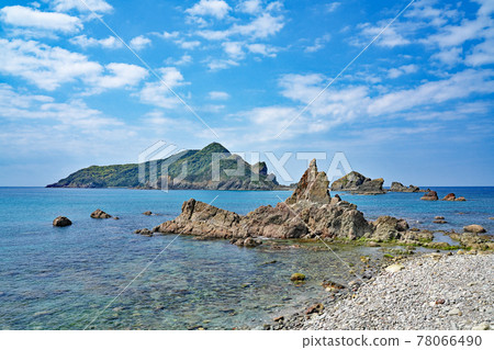 [Okiakime Island from Gotohana Observatory] Akimegi, Kasasa-cho, Minamisatsuma City, Kagoshima Prefecture 78066490