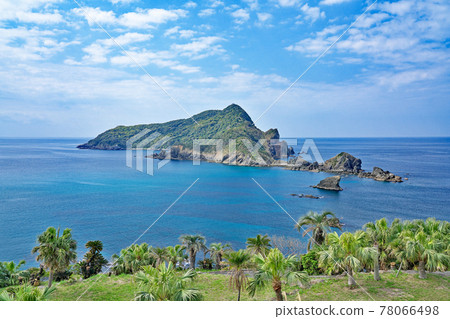 [Okiakime Island from Gotohana Observatory] Akimegi, Kasasa-cho, Minamisatsuma City, Kagoshima Prefecture 78066498