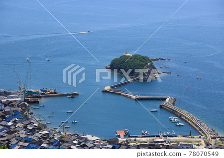 Blue sea of the Seto Inland Sea Tomonoura, Fukuyama City, Hiroshima Prefecture 78070549