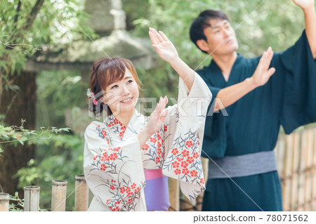 男人和女人跳舞bon 78071562