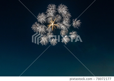 Fireworks background material Fireworks background material 78072177