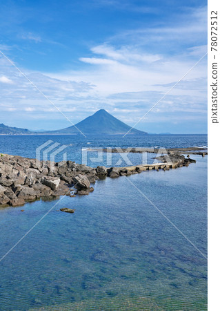 [Kaimondake from Bandokorobana Nature Park] Beppu, Eicho Beppu, Minamikyushu City, Kagoshima Prefecture 78072512