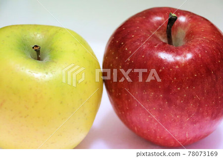 紅蘋果和青蘋果 紅蘋果和青蘋果 78073169