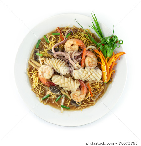 Crispy Noodles in Thick Gravy with Shrimps and Squid Seafood Dish (Xiang Jian Ji Si Mian) Crispy Noodles in Thick Gravy with Shrimps and Squid Seafood Dish (Xiang Jian Ji Si Mian) 78073765