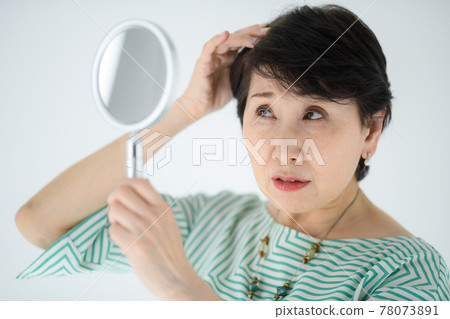 Senior women hair care beauty FAGA 78073891