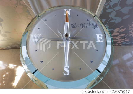 Crystal love compass 78075047
