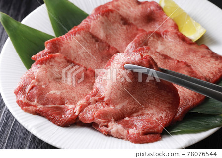 盤子上的牛舌 盤子上的牛舌 78076544