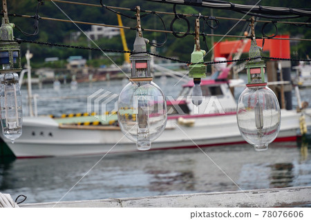 Yobuko-cho, Karatsu City, Saga Prefecture Squid fishing fishing boat fishing light Yobuko-cho, Karatsu City, Saga Prefecture Squid fishing fishing boat fishing light 78076606