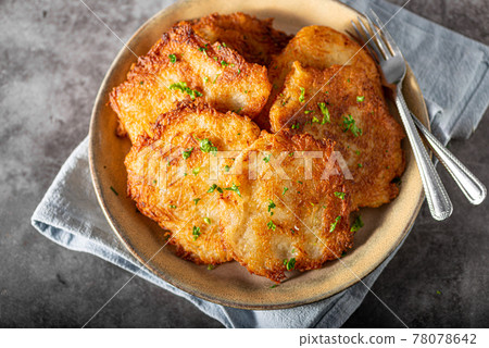 Original latkes with garlic Original latkes with garlic 78078642