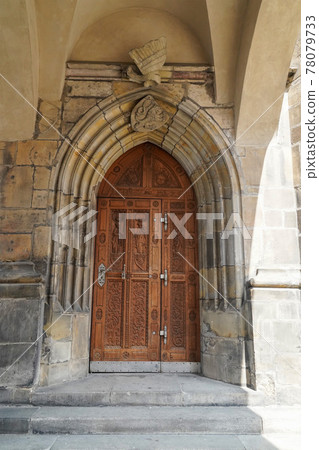 Prague dome caste building detail 78079733