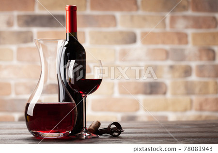 Wine decanter, bottle, glass of red wine Wine decanter, bottle, glass of red wine 78081943
