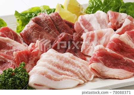 Assorted grilled beef and pork Assorted grilled beef and pork 78088371