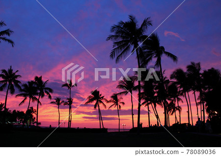 Hawaii's Sunset Hawaii's Sunset 78089036