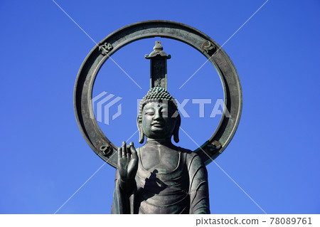 釋迦山山頂釋迦如來雕像 78089761