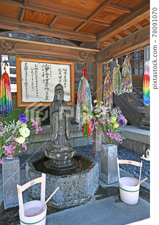寺院:日蓮宗、約瑟寧、新宿岸地神、新宿區 寺院:日蓮宗、約瑟寧、新宿岸地神、新宿區 78091070