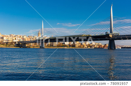 Golden Horn with metro bridge connecting Beyoglu and Fatih, Istanbul, Turkey Golden Horn with metro bridge connecting Beyoglu and Fatih, Istanbul, Turkey 78091937