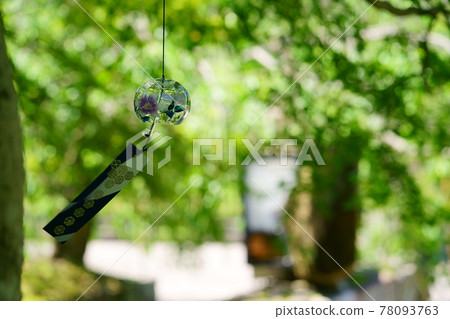 Wind chimes in the shop garden 2 Wind chimes in the shop garden 2 78093763