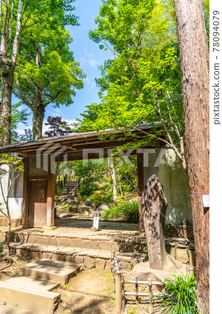 Cityscape of Tokyo Todoroki Ravine Park Japanese Garden Kankimon 78094079