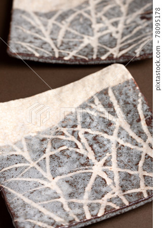 Japanese-style square plate 78095178