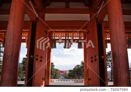 Heian Shrine 78097980