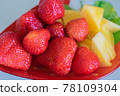 Amaou (strawberry) and pineapple 78109304