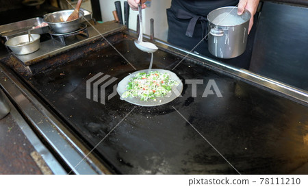 禦好燒、一千洋食、魷魚燒、傳統小吃、鐵板燒 禦好燒、一千洋食、魷魚燒、傳統小吃、鐵板燒 78111210