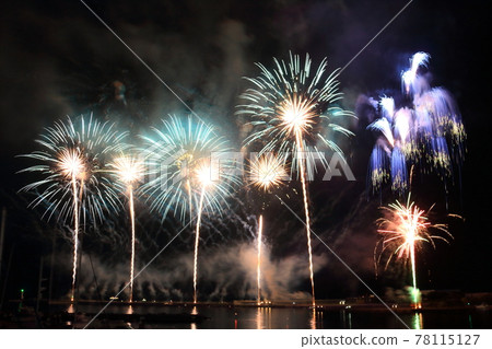 Atami sea fireworks display 78115127
