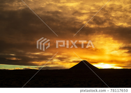 Mount Keilir on sunset near Reykjavik, Iceland Mount Keilir on sunset near Reykjavik, Iceland 78117650