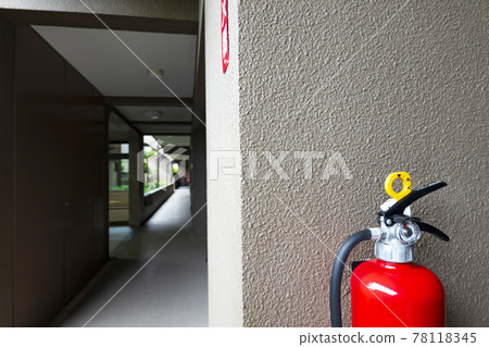 Fire extinguisher 78118345