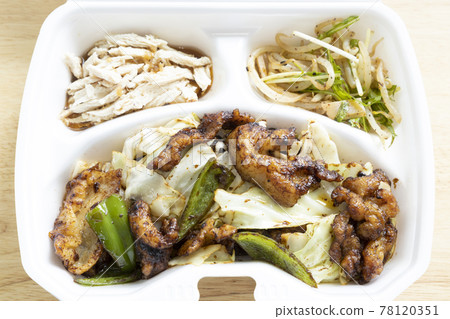 Delicious Chinese lunch, Twice-cooked meat takeout Delicious Chinese lunch, Twice-cooked meat takeout 78120351