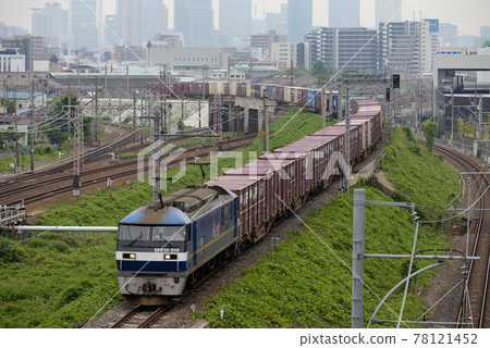 EF210-310 container freight train on the Hoppō Freight Line EF210-310 container freight train on the Hoppō Freight Line 78121452