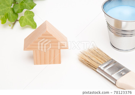 粉刷房屋外牆的圖片 粉刷房屋外牆的圖片 78123376