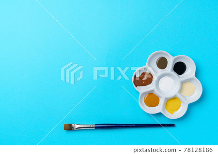 Plum plate paint and brush Plum plate paint and brush 78128186