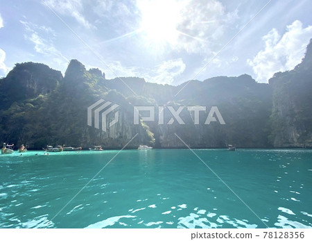 泰國皮皮島海中跳島遊 78128356