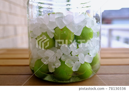 Plum syrup Plum syrup 78130336