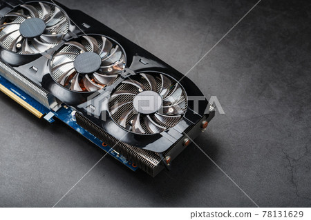 A video card with three fans is hardly a powerful cooling system. A video card with three fans is hardly a powerful cooling system. 78131629