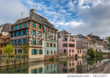 Embankment of the Ill river, Strasbourg Embankment of the Ill river, Strasbourg 78131977
