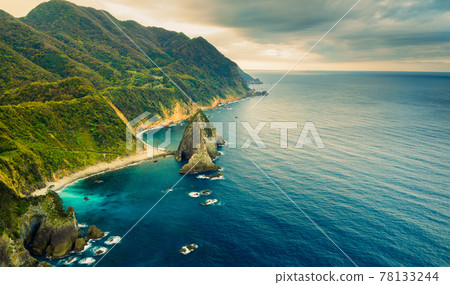 Rocky Steep Coastline 78133244