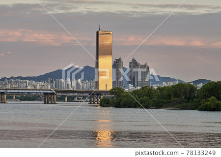 63 Building, Bamseom, Mapo Bridge, Yeouido, Yeongdeungpo-gu, Han River, Seoul 78133249