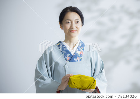 中和服女人路 78134020