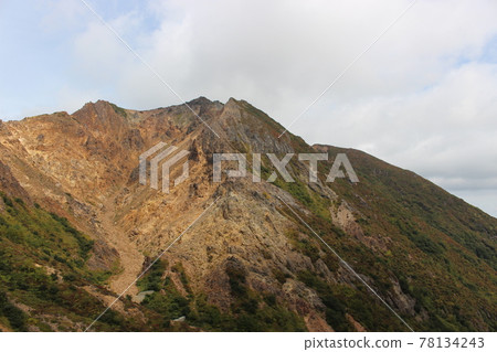 那須朝蘇山、朝日山、三本屋立岳的垂直攀登 78134243