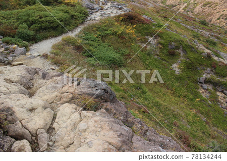 那須朝蘇山、朝日山、三本屋立岳的垂直攀登 78134244