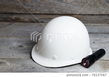 Disaster prevention, disaster prevention supplies to prepare in case of emergency Disaster prevention, disaster prevention supplies to prepare in case of emergency 78137567