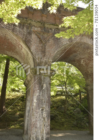 Lake Biwa Suirokaku Nanzenji Temple 78139034