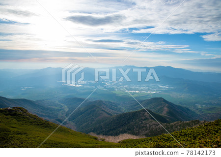 從八嶽山脈的山脊眺望的絕景 從八嶽山脈的山脊眺望的絕景 78142173